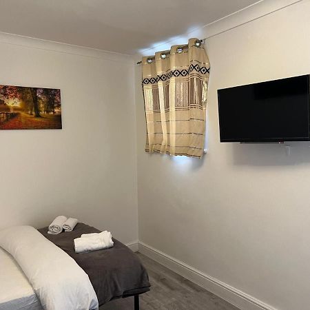 Апартаменты F4-Ground Floor Studio Fits 3 Near Paddington Лондон Экстерьер фото